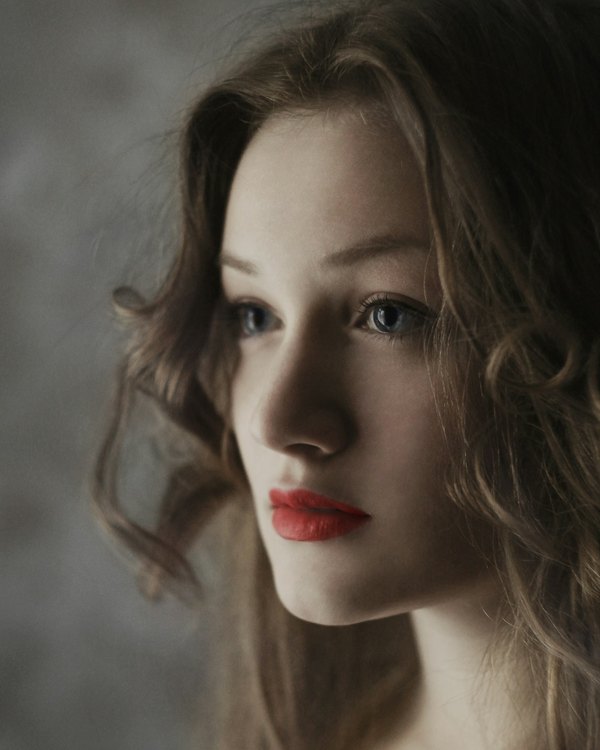 Vivian Hale